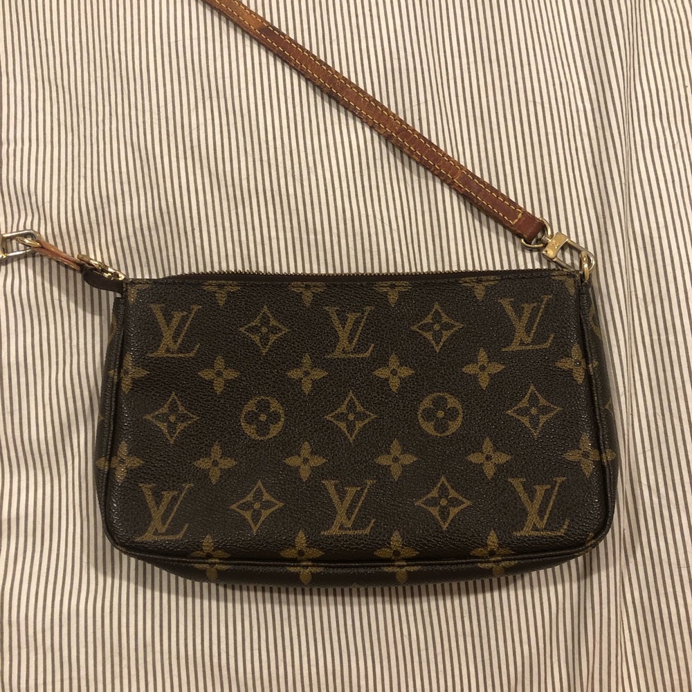 Louis Vuitton crossbody